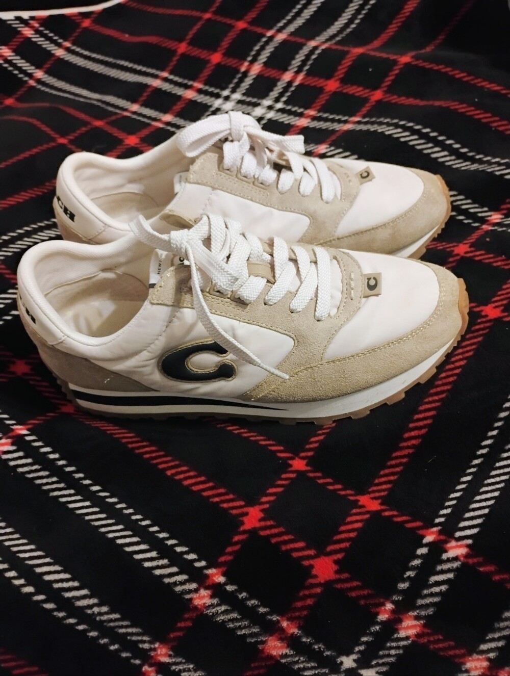 Women's Rare And Hard To Find Beige Cream And Navy Varsity Coach Sneakers Size 9